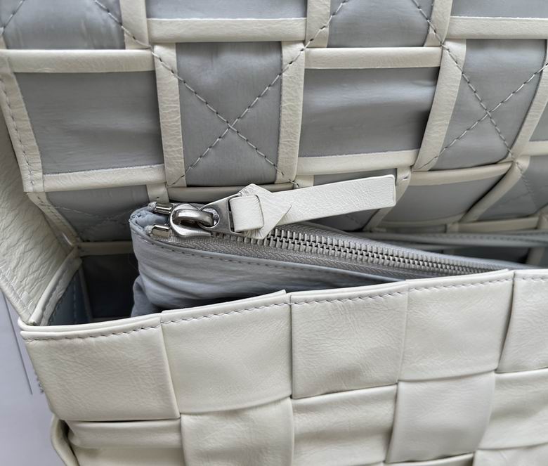 BTVA-Bags - Strap Story - 180