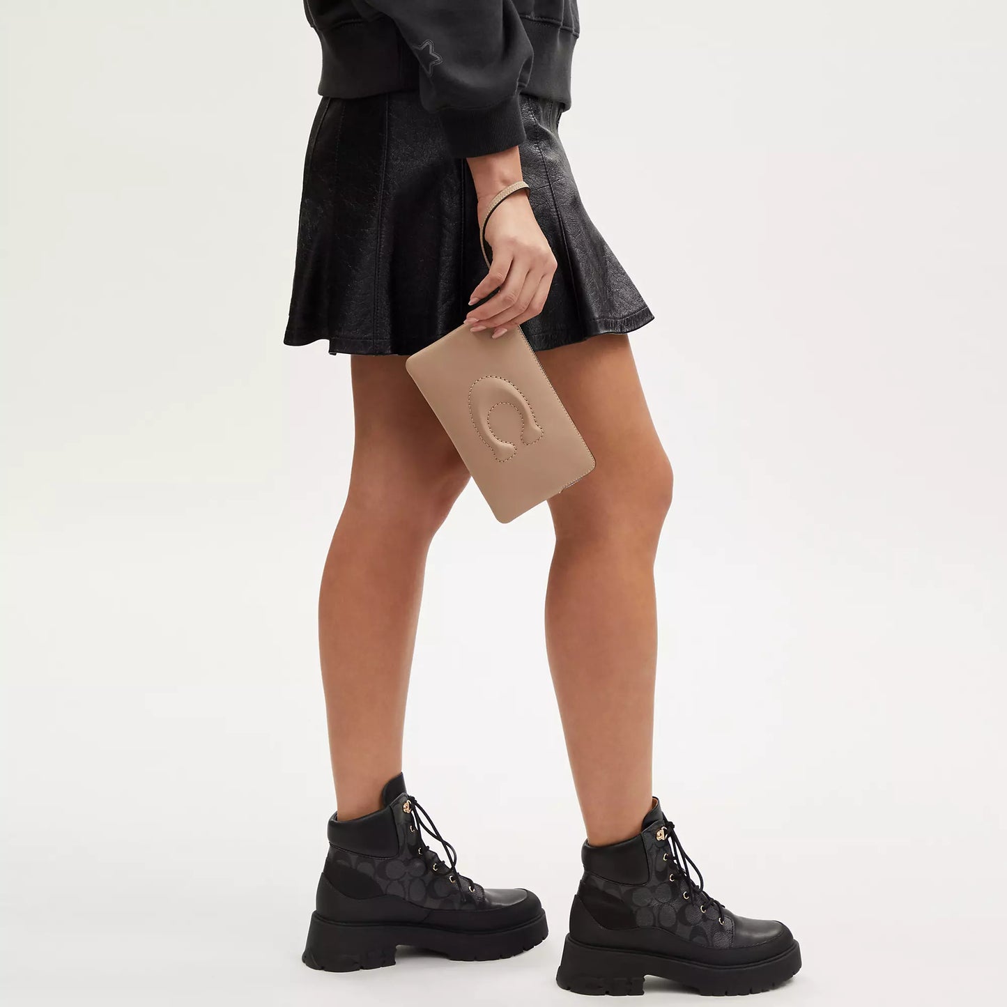 StrapStory - Wristlet 038