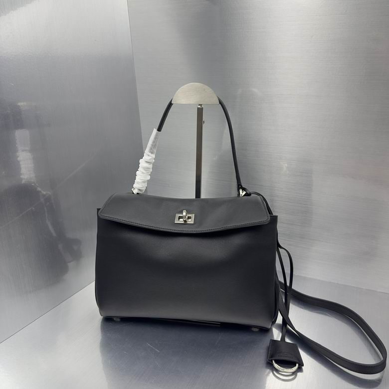 BLGA-Bags - Strap Story - 001