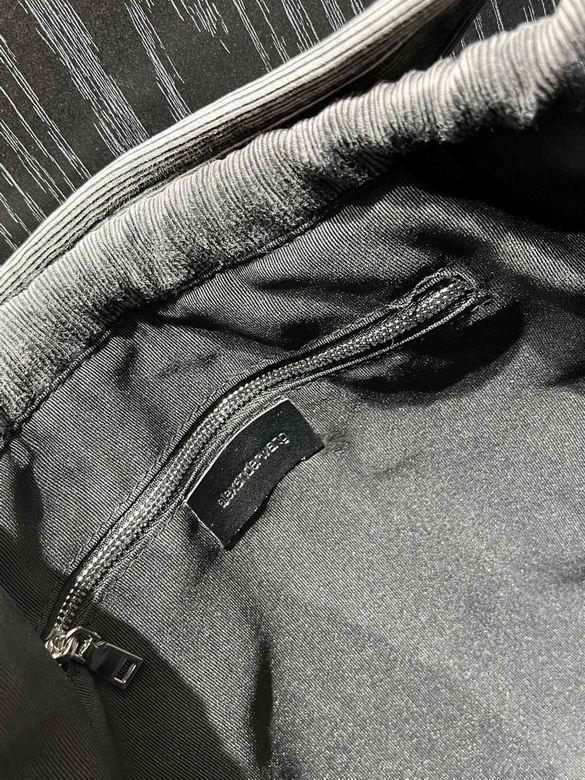 AXWG-Bag - Strap Story - 001