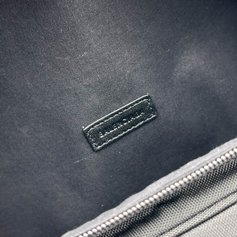 BLGA-Bags - Strap Story - 072