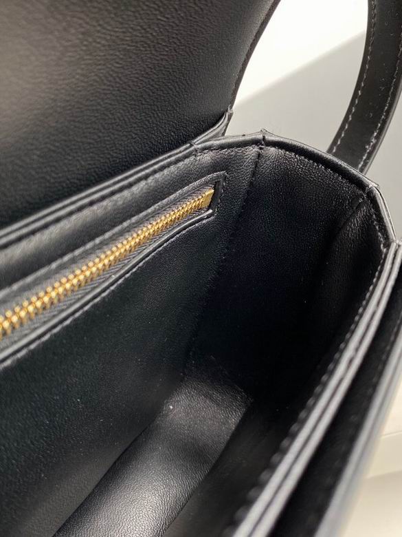 CLNE-Bags - Strap Story - 055