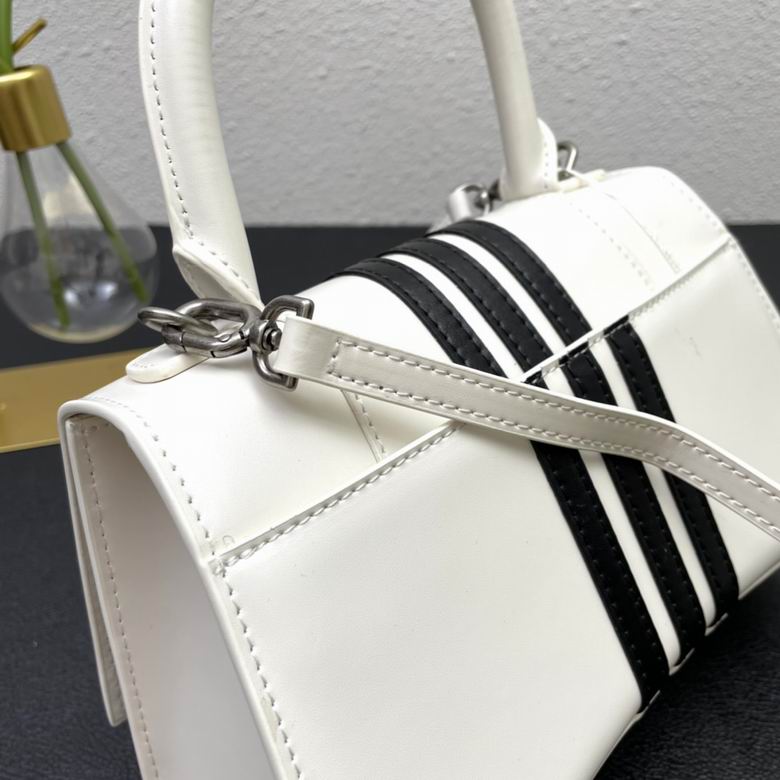 BLGA-Bags - Strap Story - 451