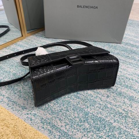 BLGA-Bags - Strap Story - 143