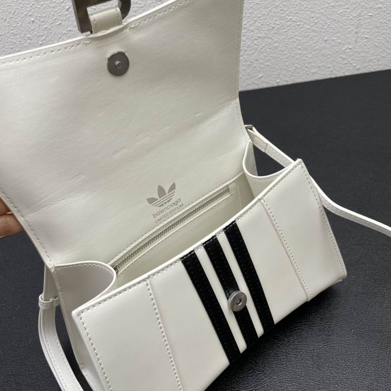 BLGA-Bags - Strap Story - 451