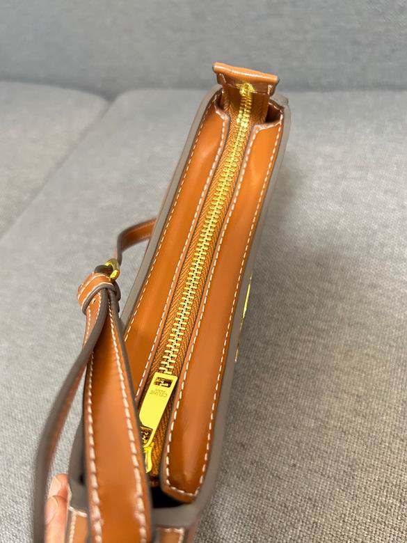 CLNE-Bags - Strap Story - 685