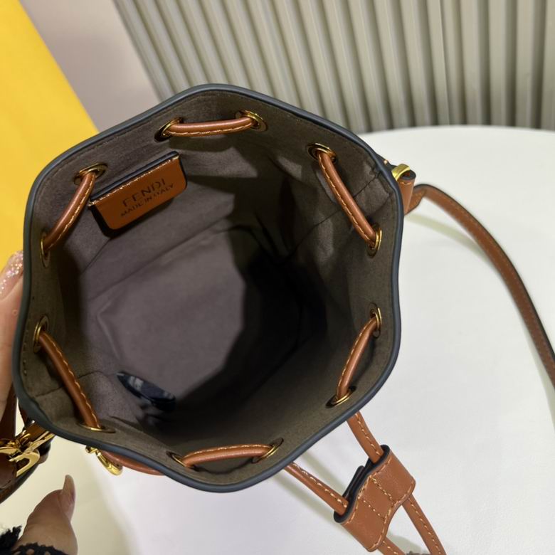 FDNI-Bags - Strap Story - 051