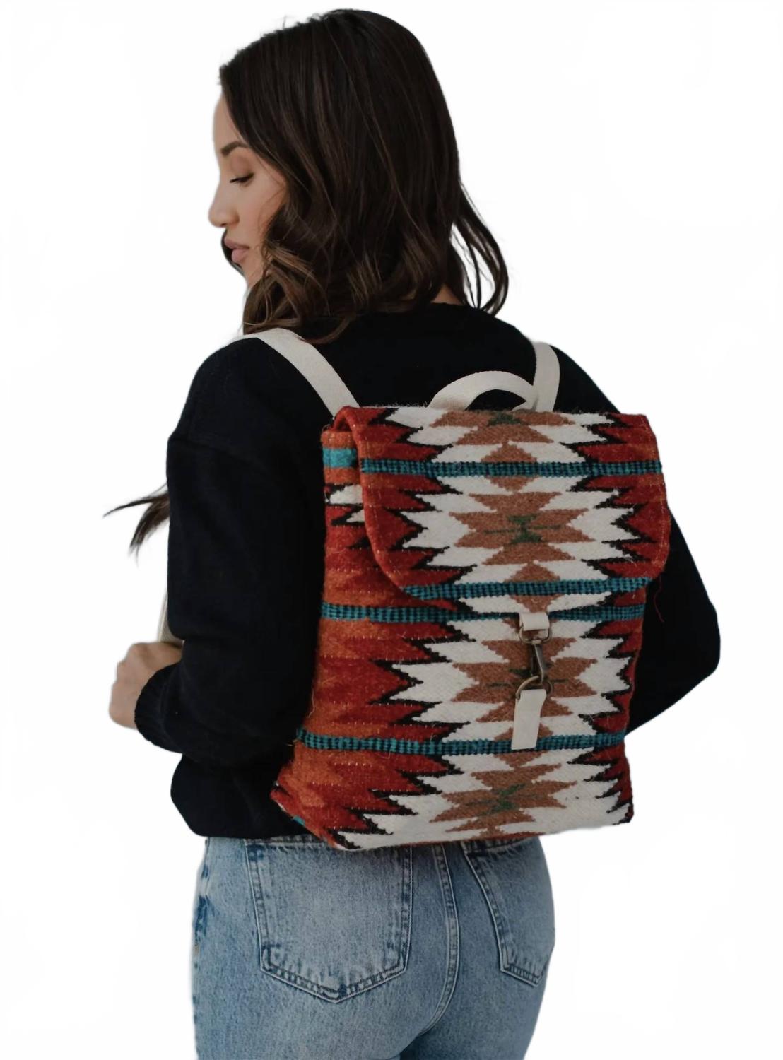 StrapStory - Backpack 1034