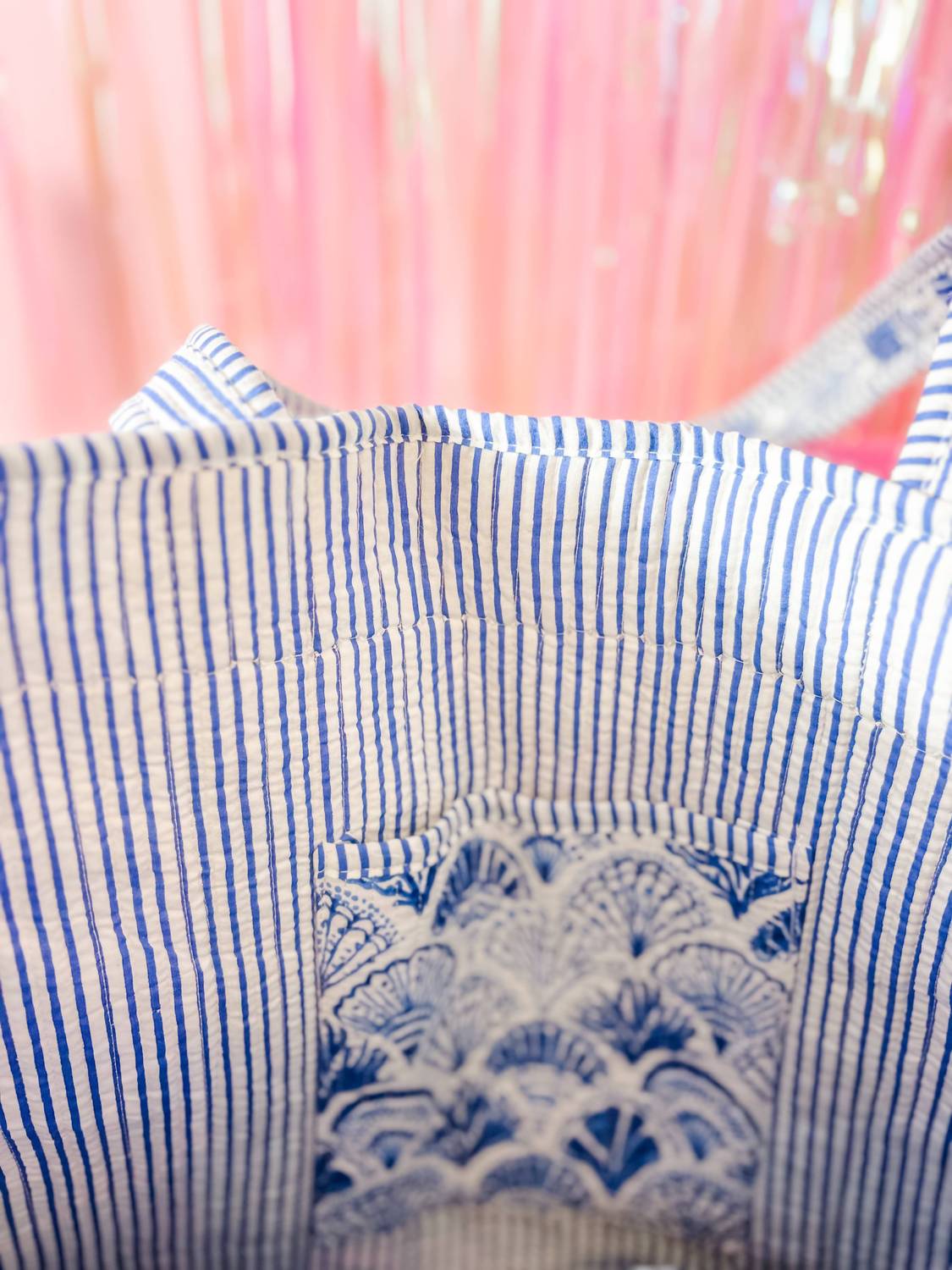StrapStory - Tote Bag 2108