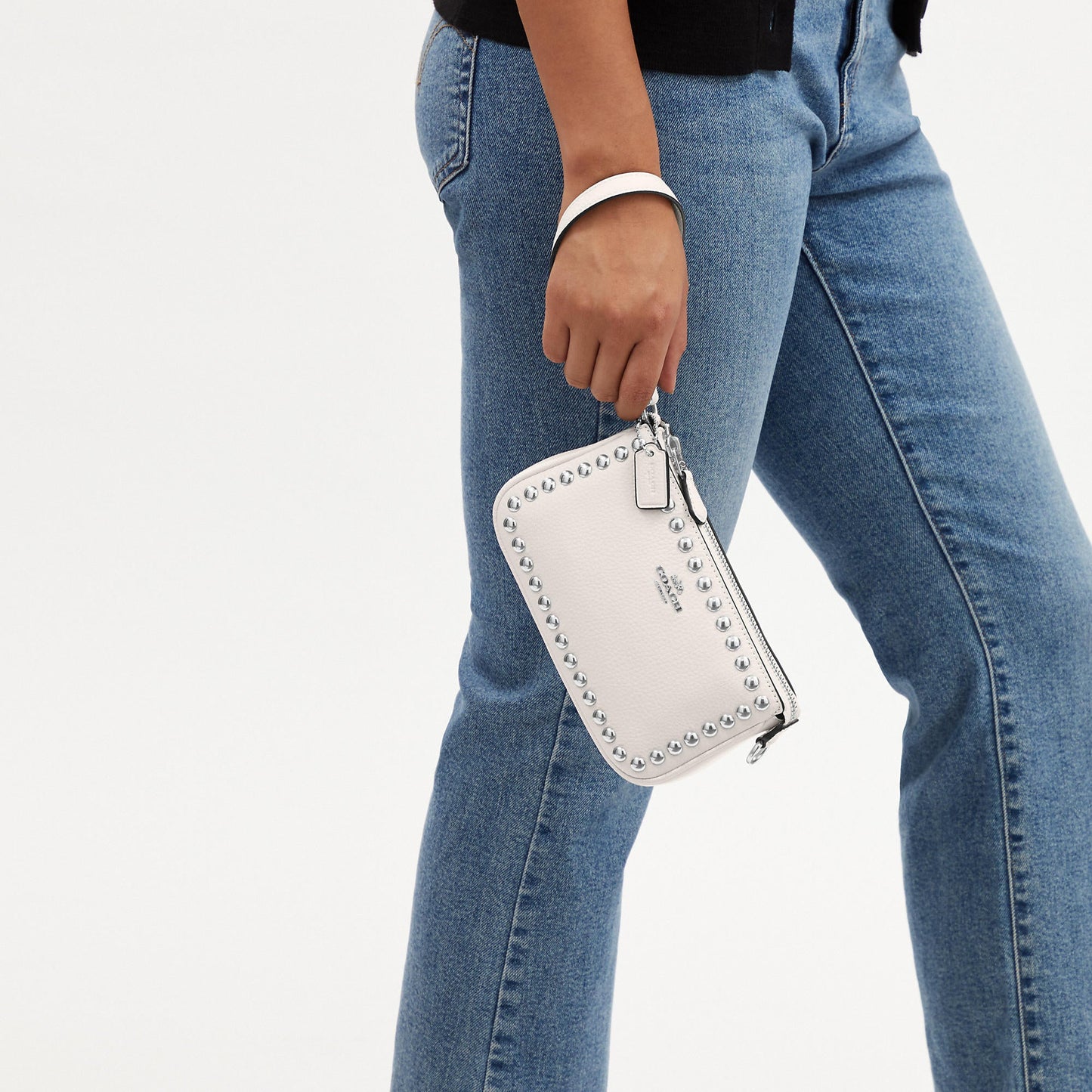 StrapStory - Wristlet 590
