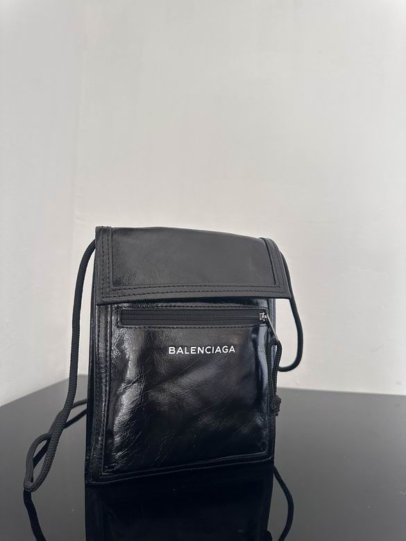 BLGA-Bags - Strap Story - 029