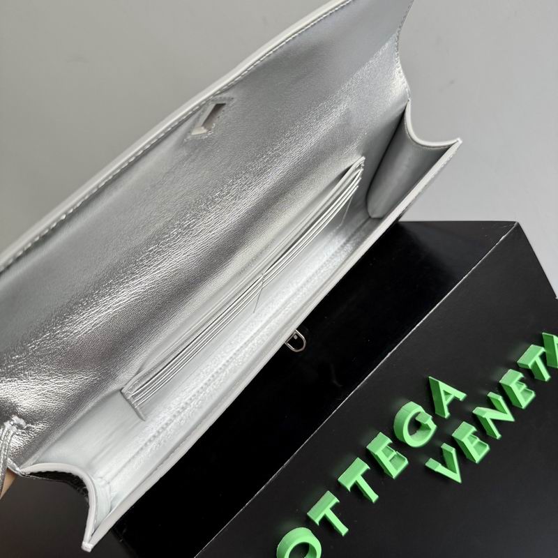 BTVA-Bags - Strap Story - 600
