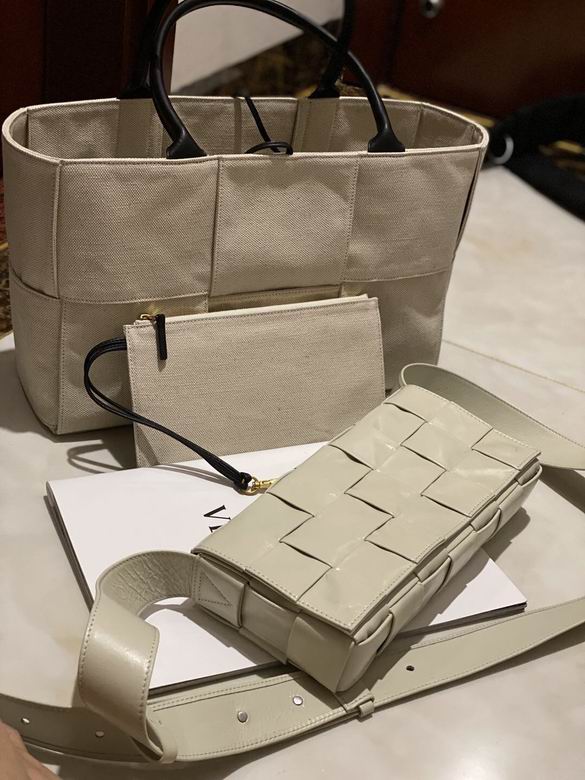 BTVA-Bags - Strap Story - 090