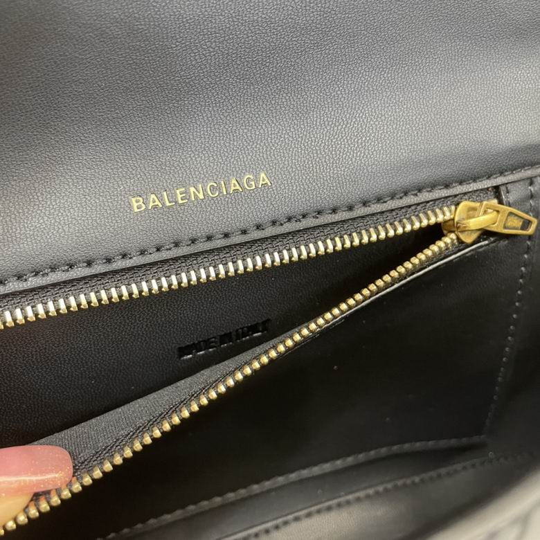 BLGA-Bags - Strap Story - 475