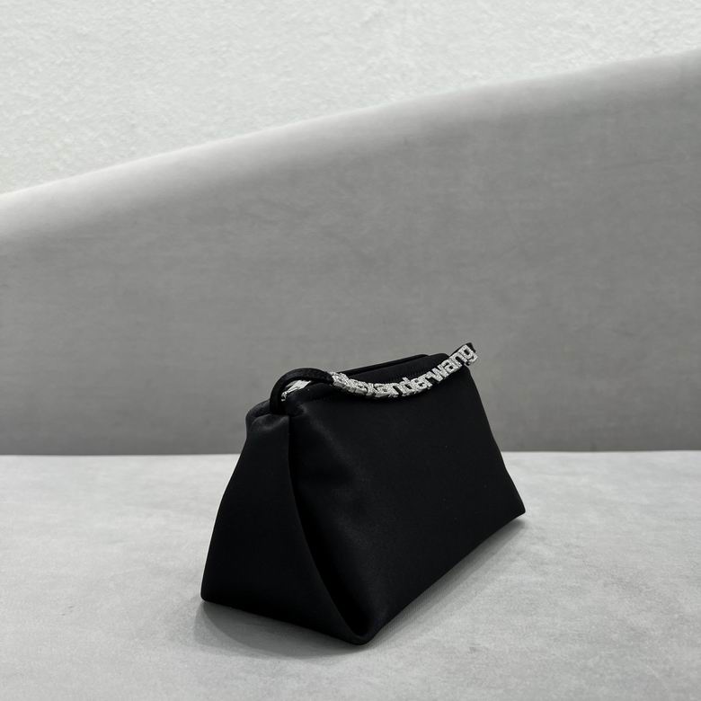 AXWG-Bag - Strap Story - 004