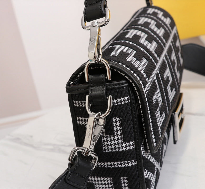 FDNI-Bags - Strap Story - 678