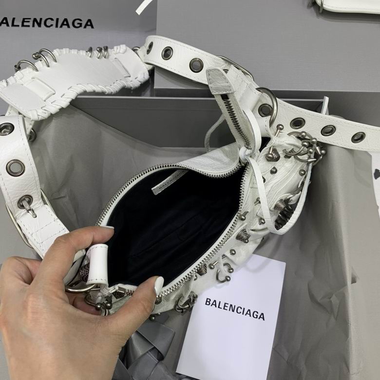 BLGA-Bags - Strap Story - 553