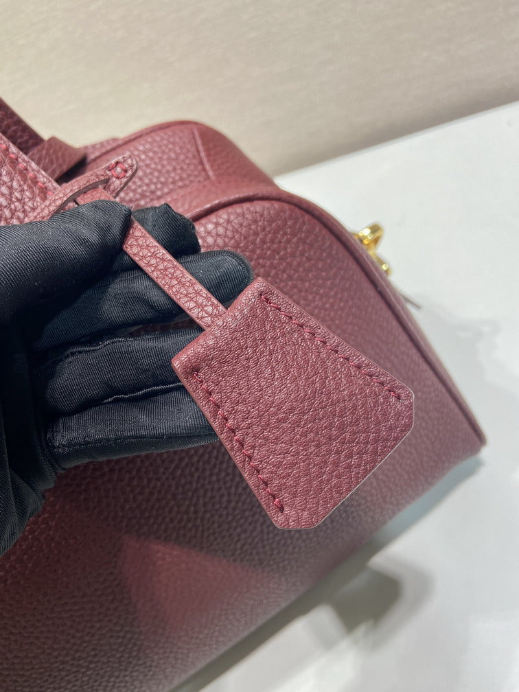 PRD-Bags - Strap Story - 1927