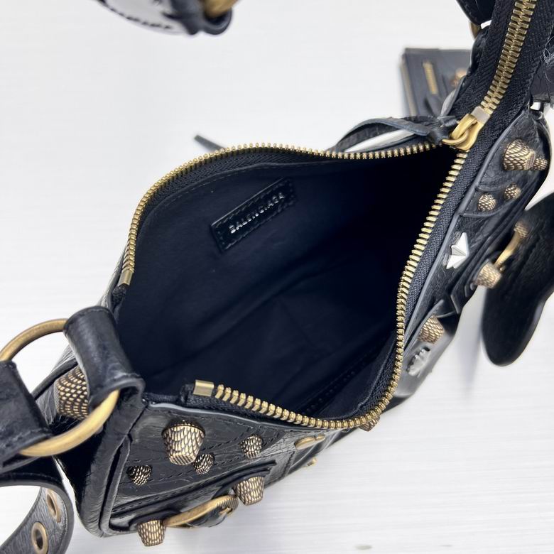 BLGA-Bags - Strap Story - 331