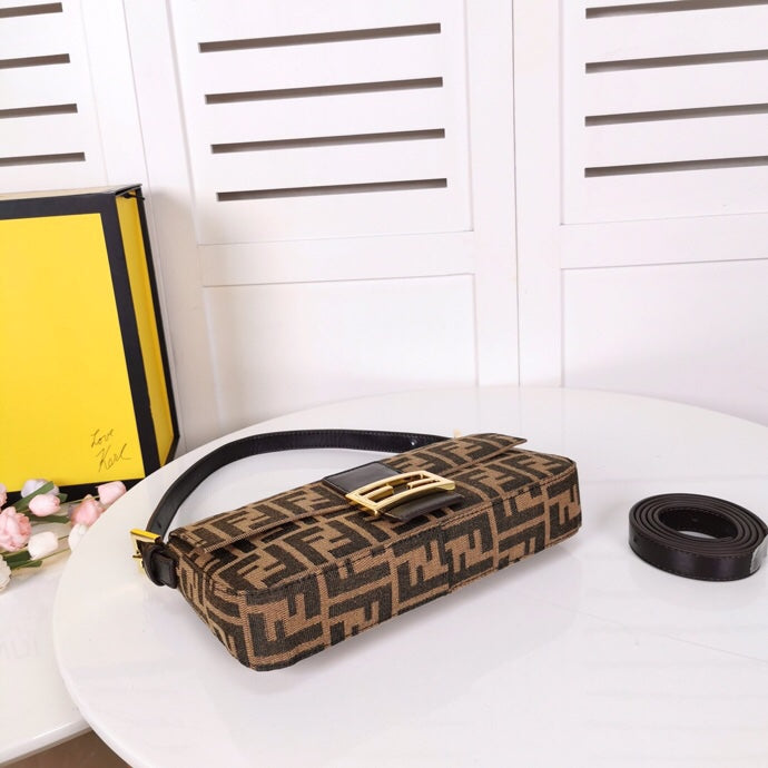 FDNI-Bags - Strap Story - 064