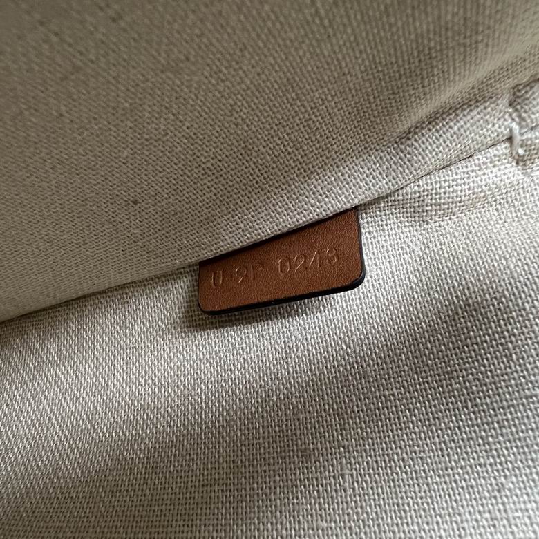 CLNE-Bags - Strap Story - 317