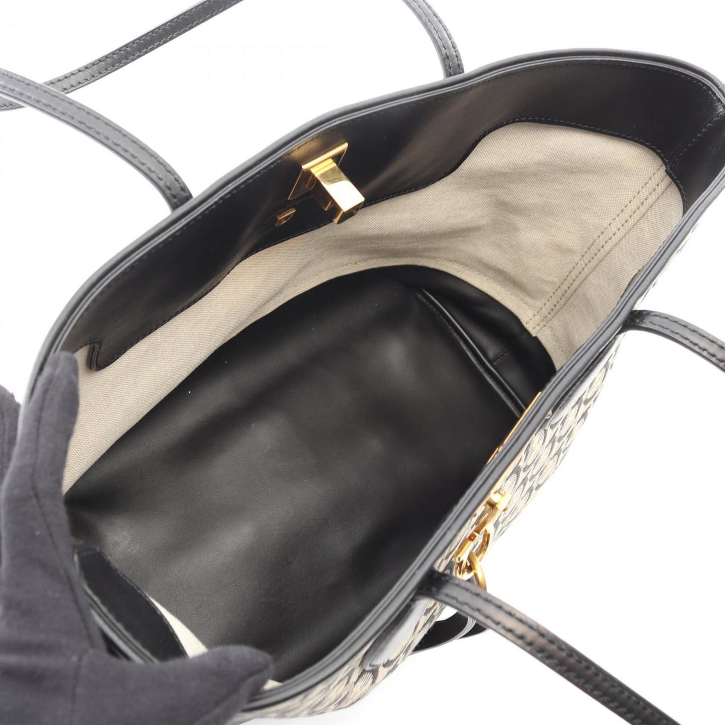 StrapStory - Tote Bag 3557