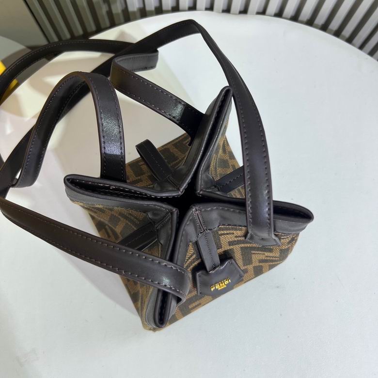 FDNI-Bags - Strap Story - 076