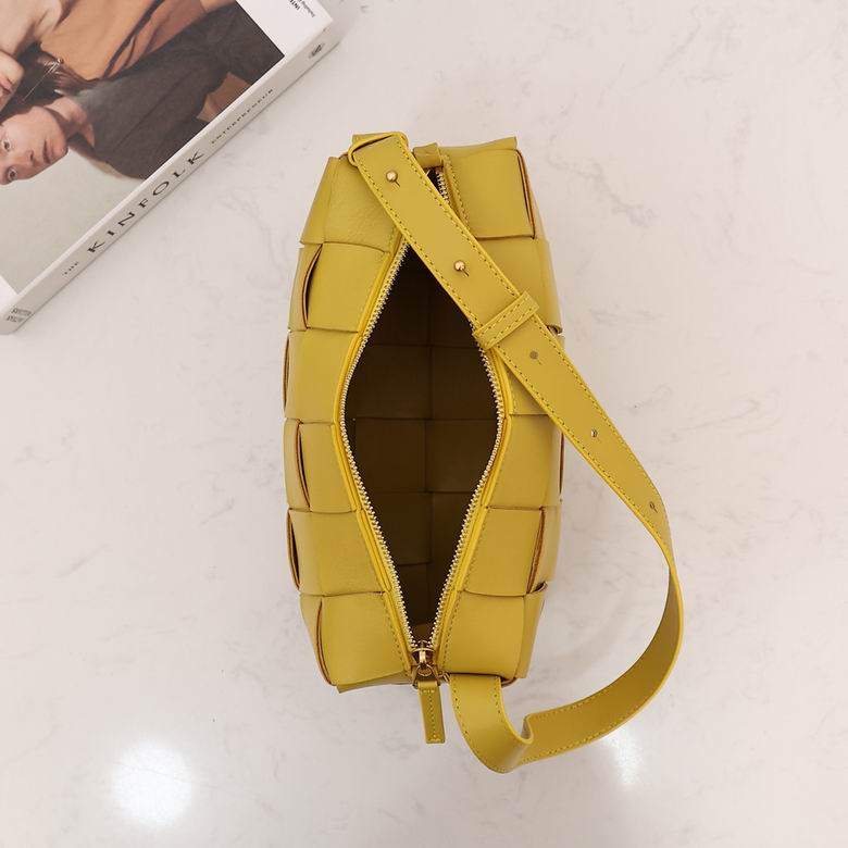 BTVA-Bags - Strap Story - 204