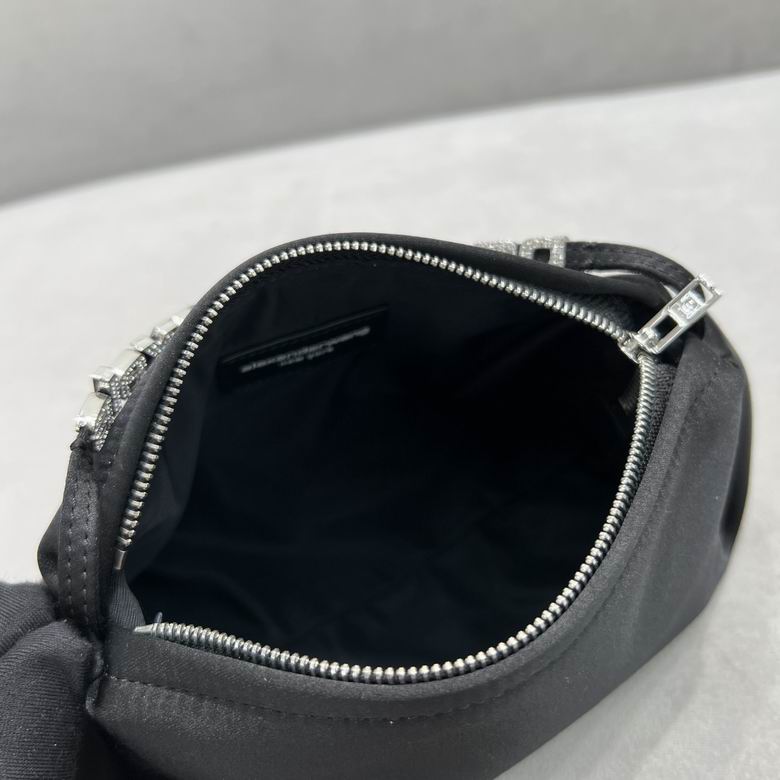 AXWG-Bag - Strap Story - 004