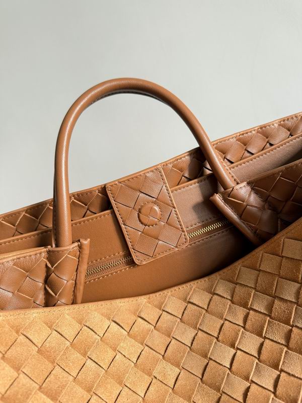 BTVA-Bags - Strap Story - 480