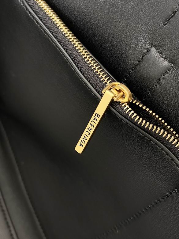BLGA-Bags - Strap Story - 700
