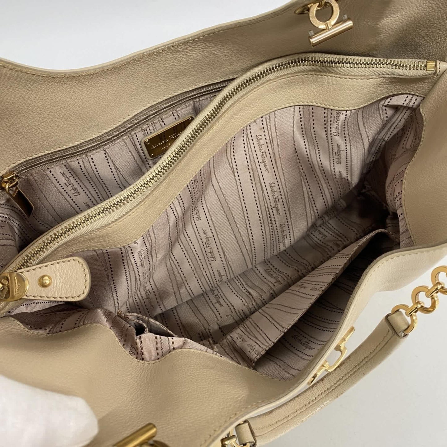 StrapStory - Tote Bag 3648