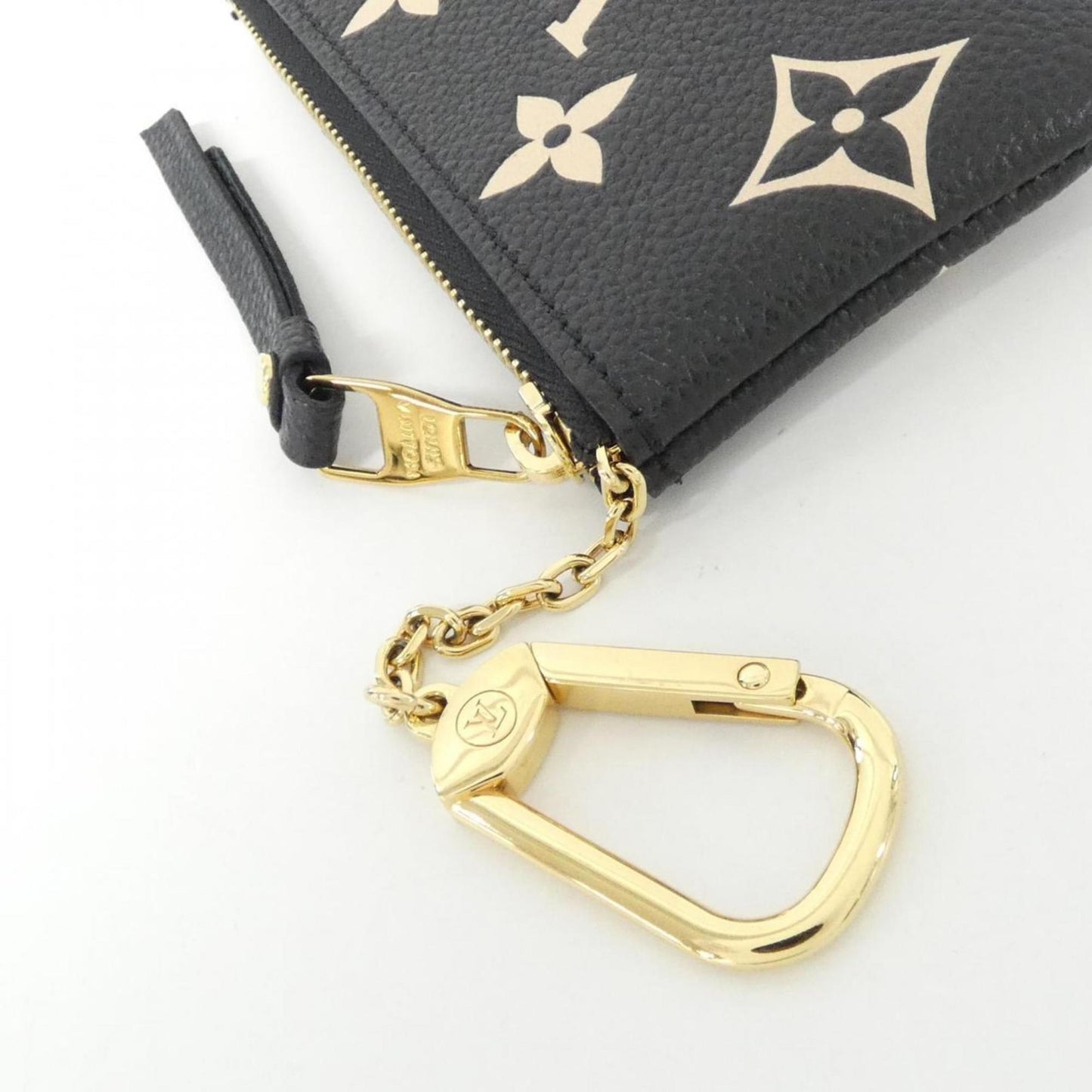 StrapStory - Wristlet 1032