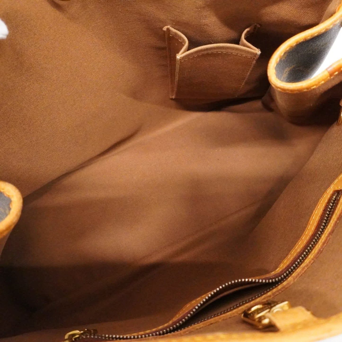 StrapStory - Tote Bag 3626