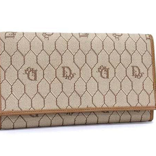 StrapStory - Wristlet 670