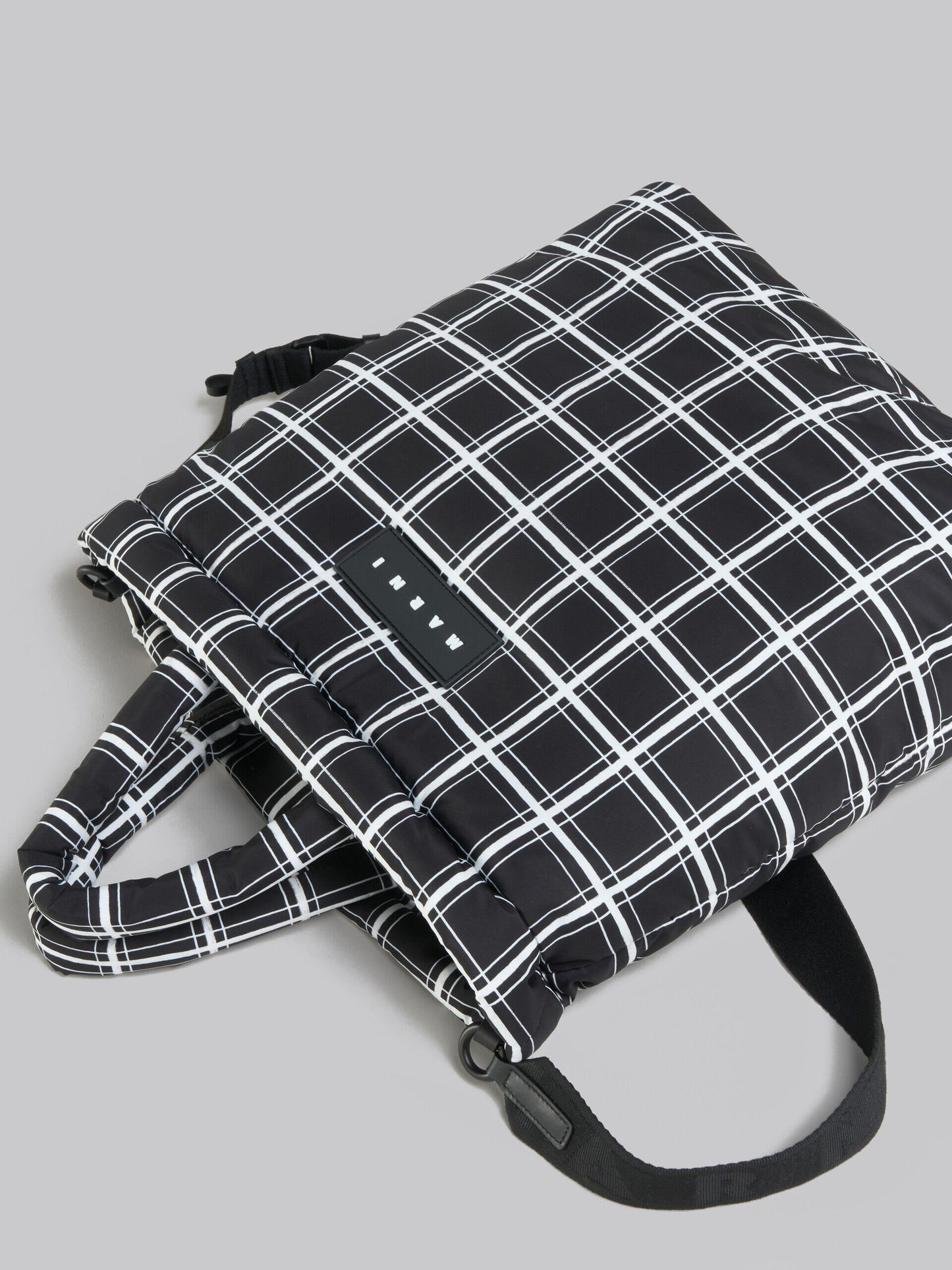 StrapStory - Tote Bag 3840