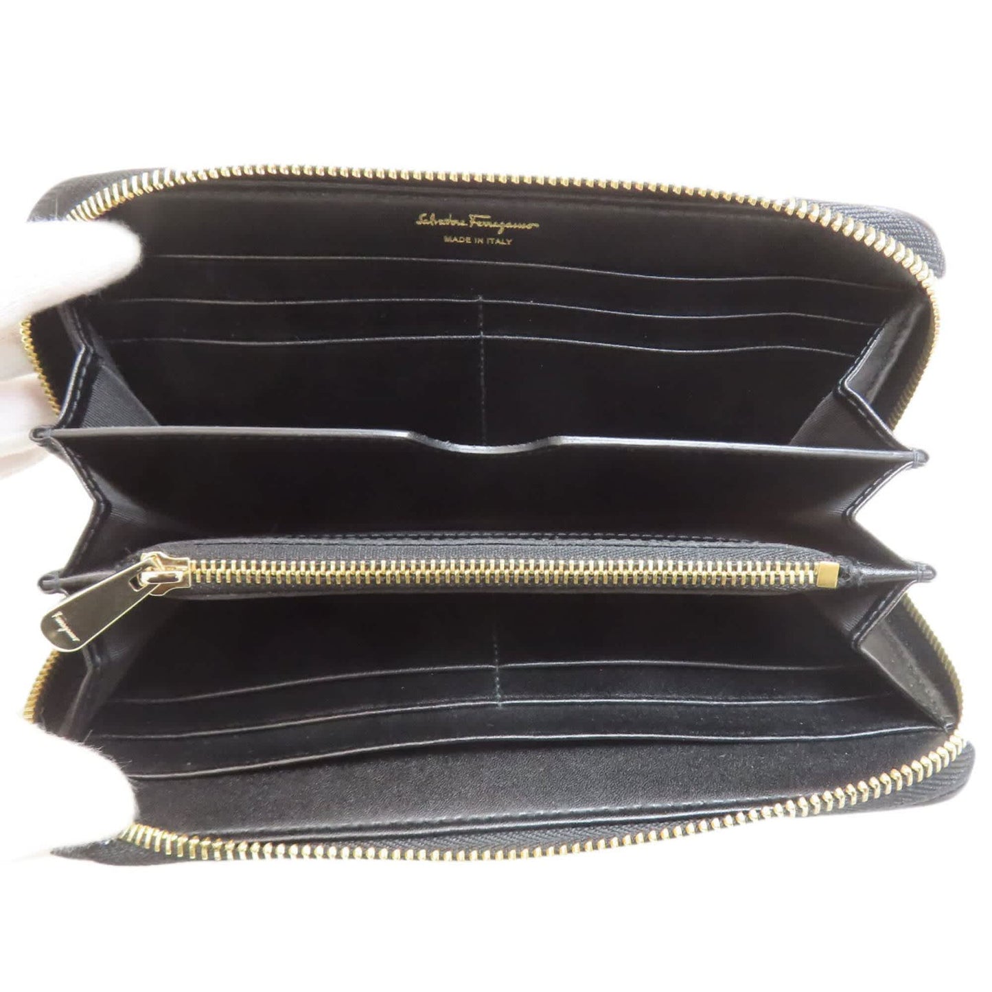 StrapStory - Wristlet 810
