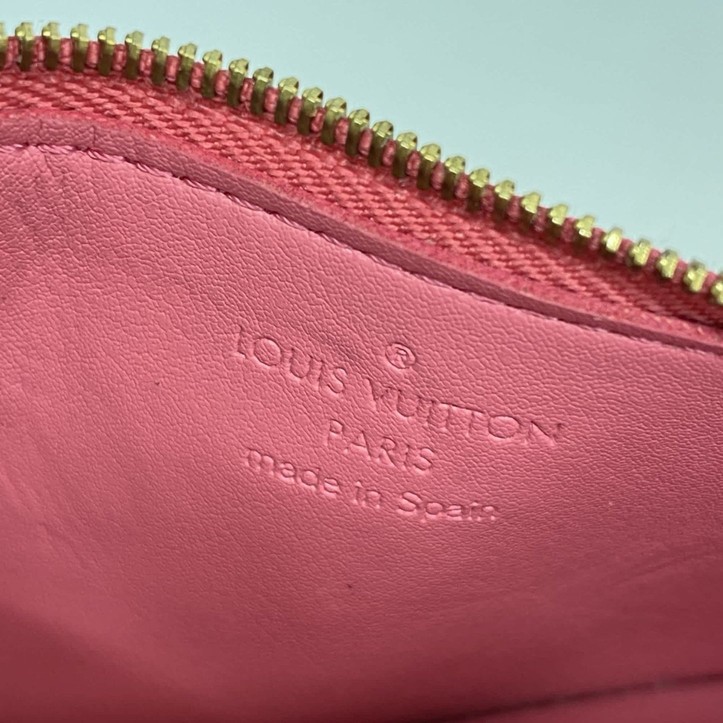 StrapStory - Wristlet 750