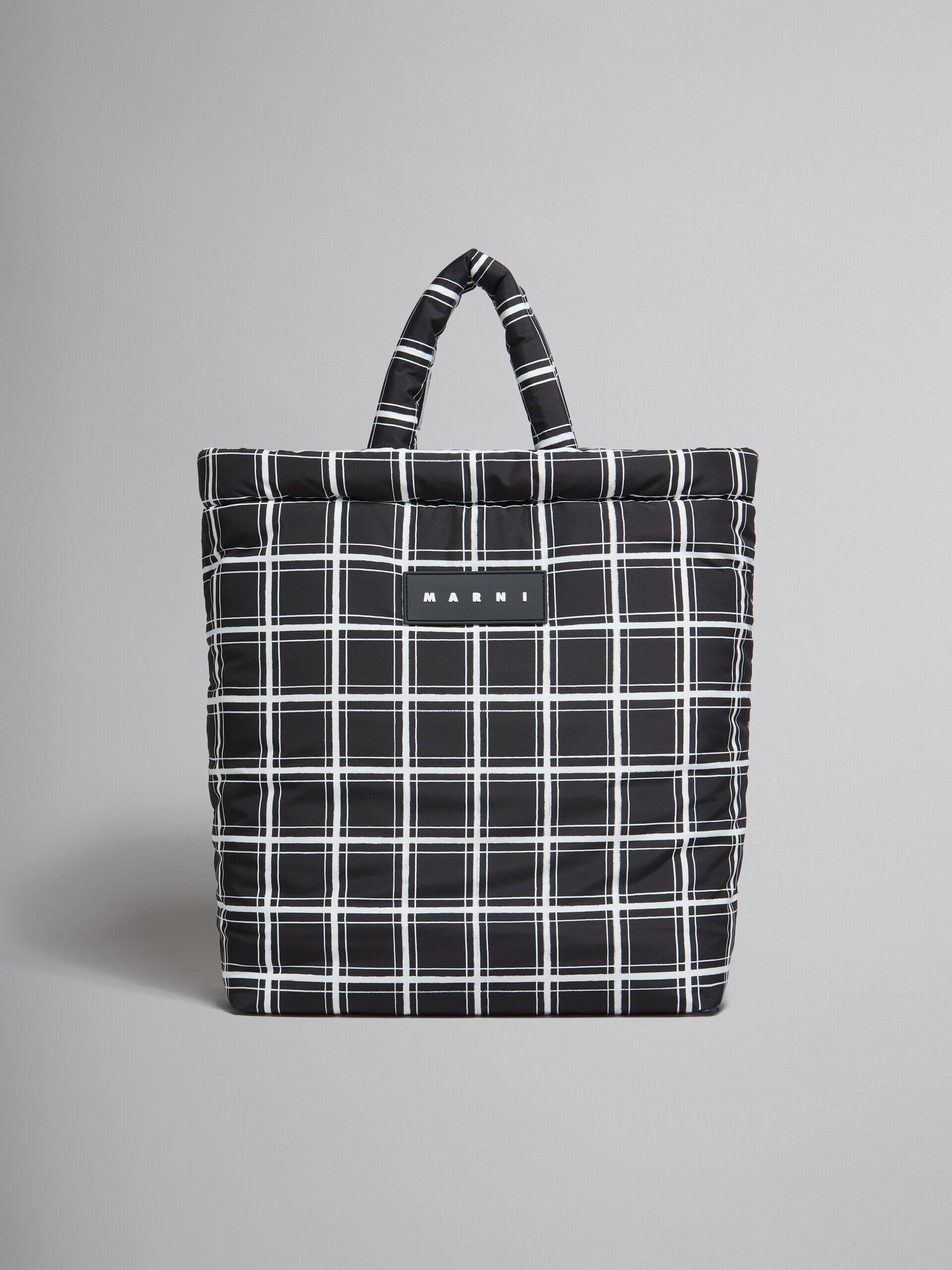 StrapStory - Tote Bag 3840