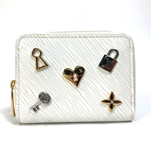 StrapStory - Wristlet 689
