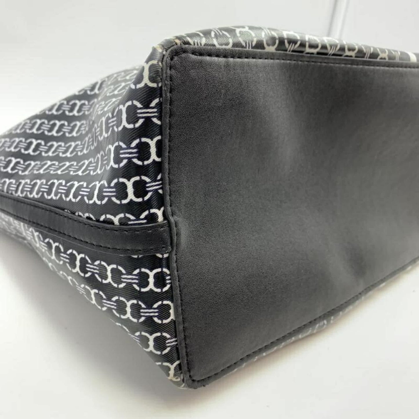 StrapStory - Tote Bag 3549