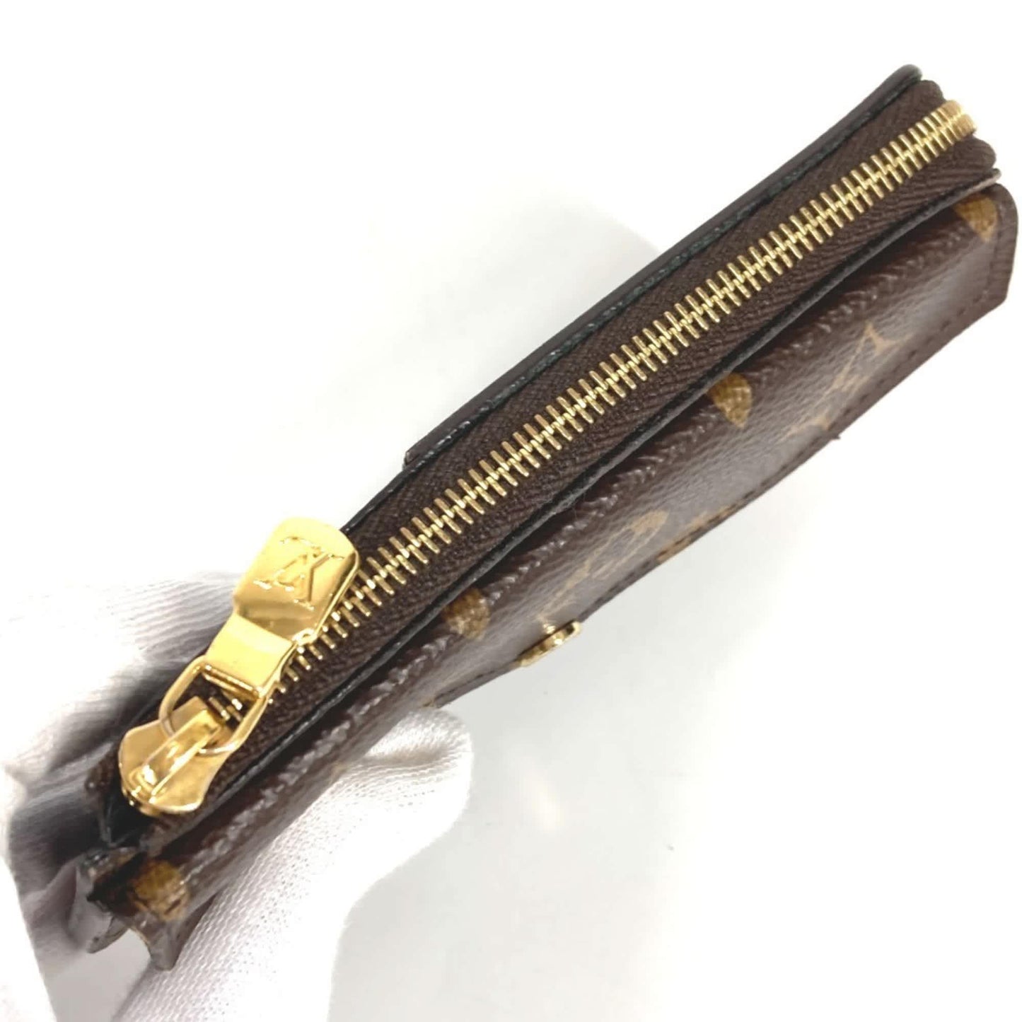 StrapStory - Wristlet 930