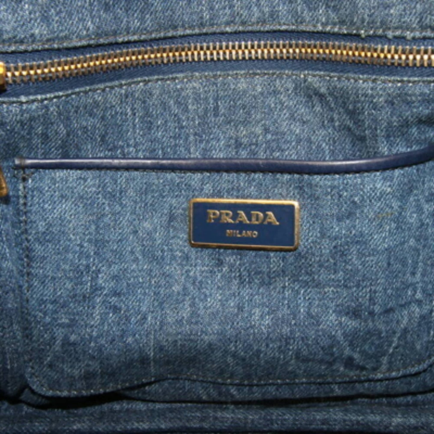StrapStory - Tote Bag 3618