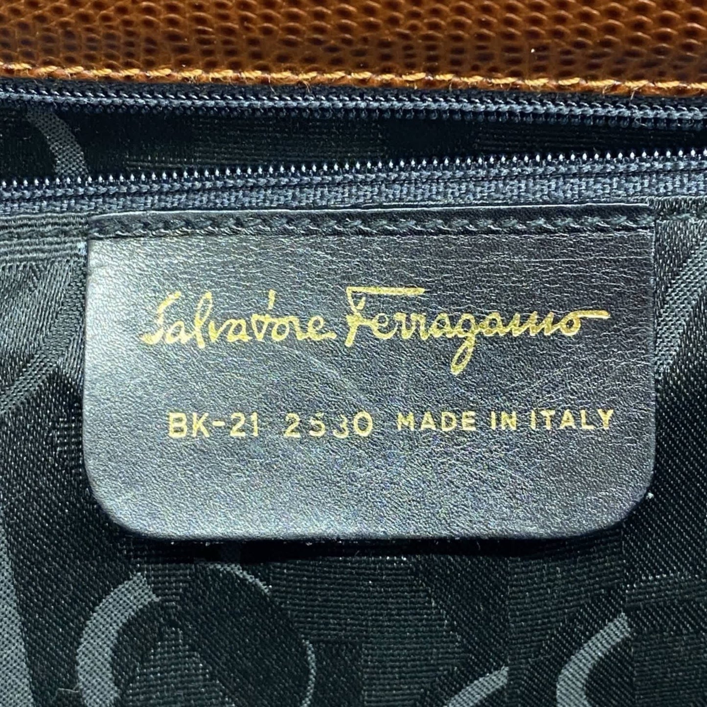 StrapStory - Tote Bag 3246