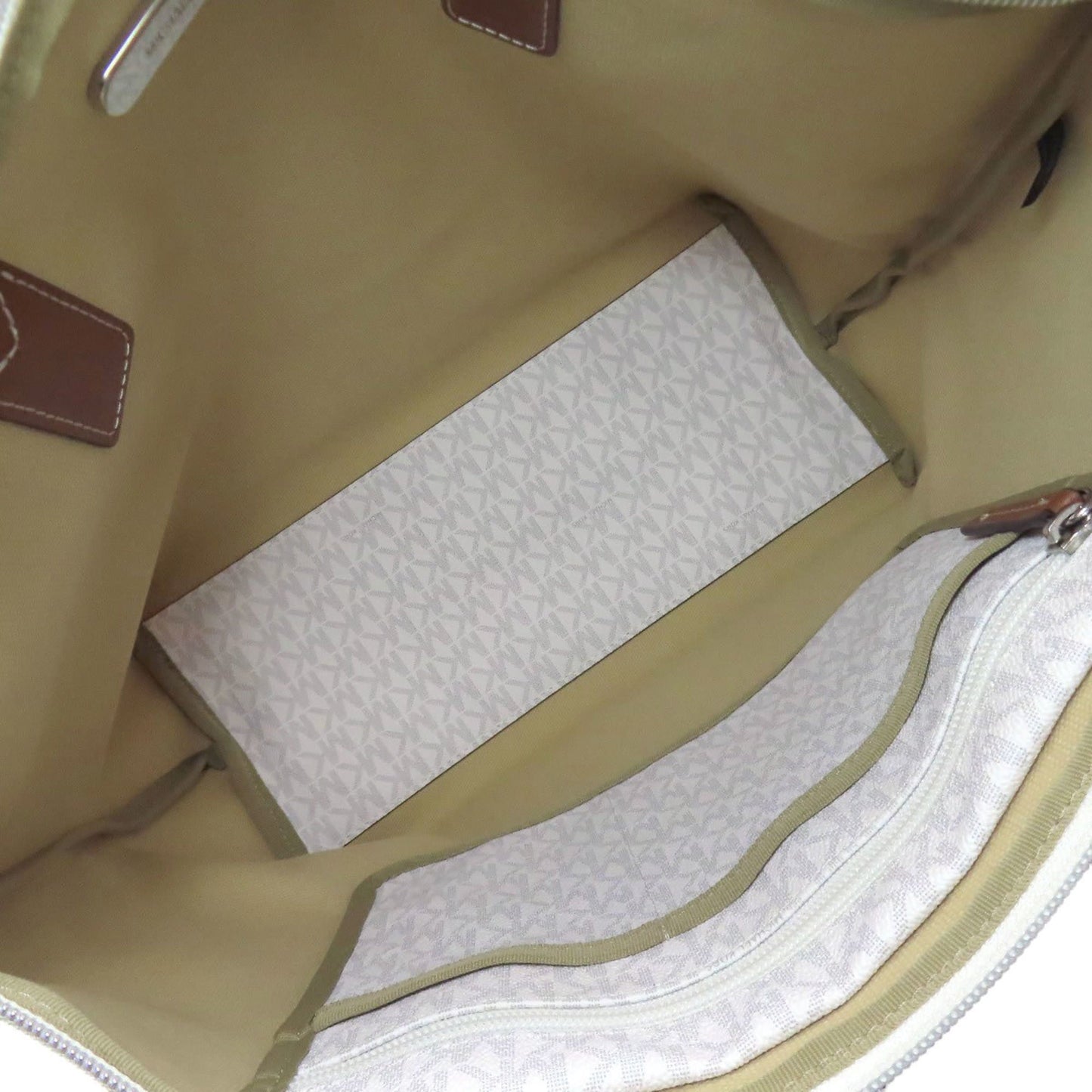 StrapStory - Tote Bag 3628