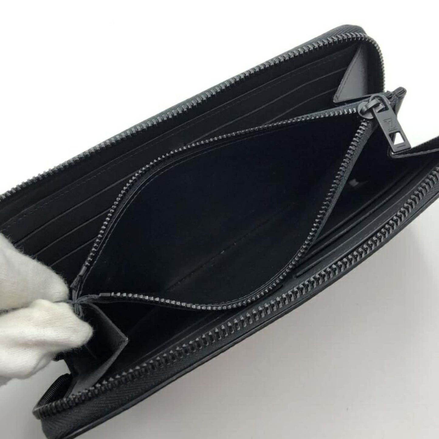 StrapStory - Wristlet 701