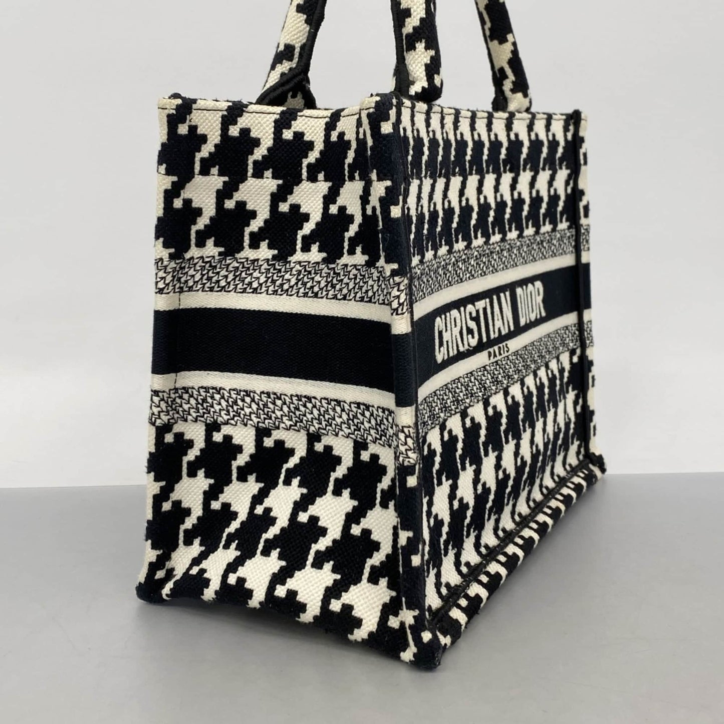 StrapStory - Tote Bag 3521