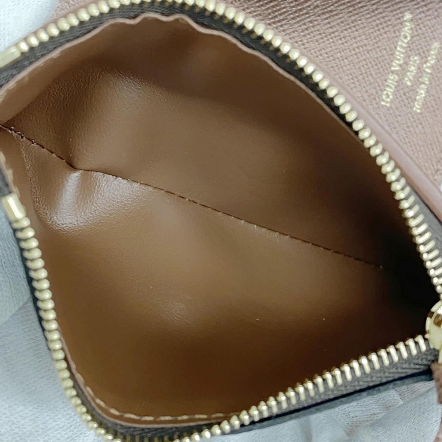 StrapStory - Wristlet 675