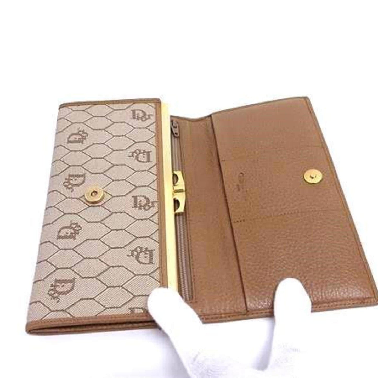 StrapStory - Wristlet 670