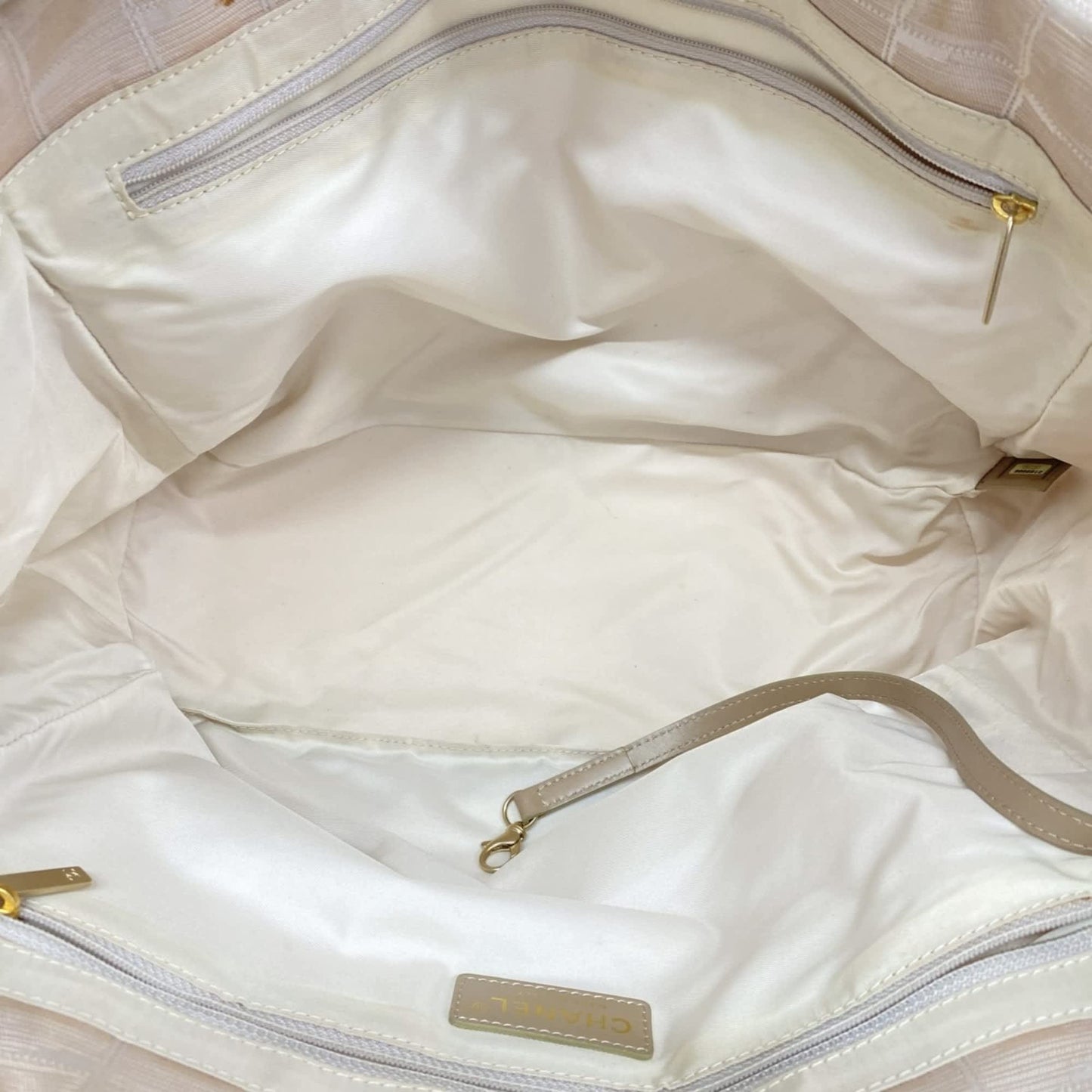 StrapStory - Tote Bag 3574